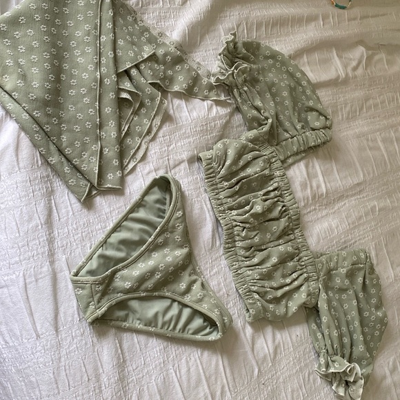 Jade Floral Montce Swim set NWOT - Picture 2 of 8